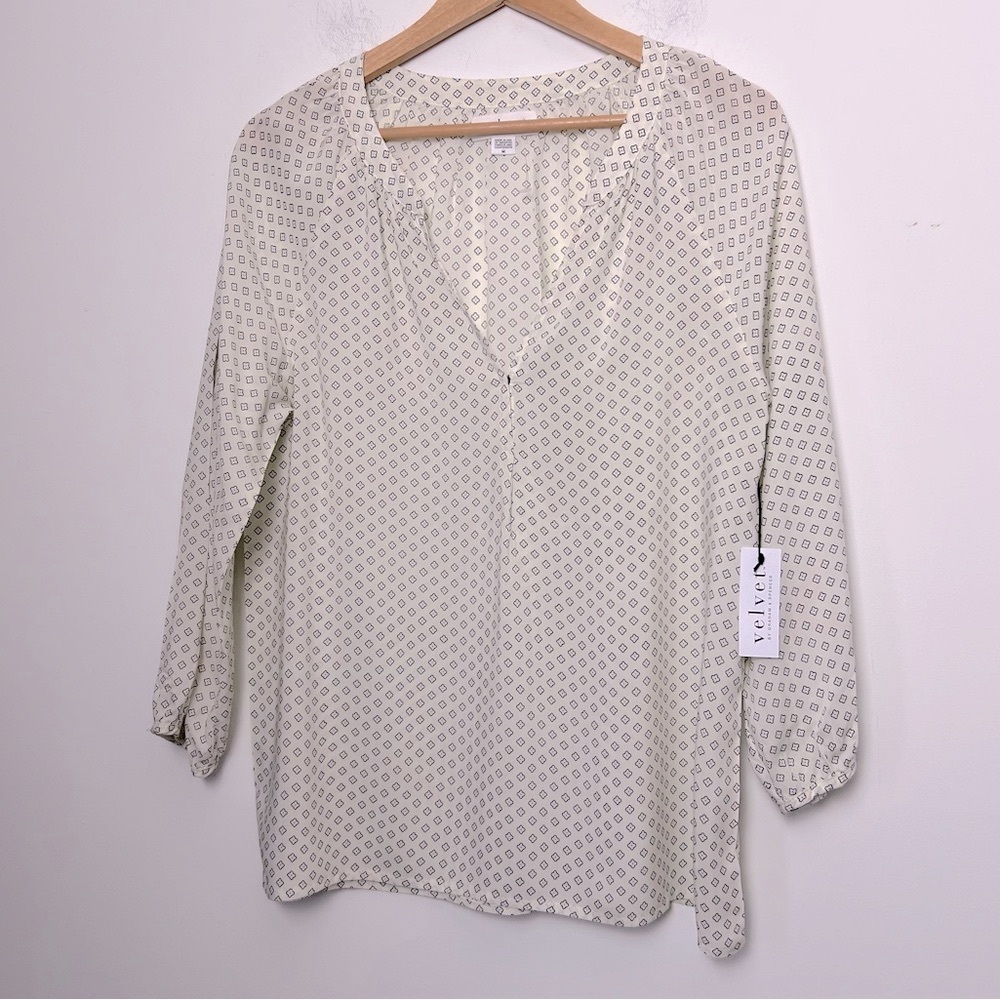 Velvet by Graham & Spencer Modern Tiny Floral Patterned Cream Blouse NEW Scandi